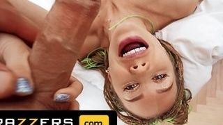 Brazzers – Mia Bandini Is Toying With Herself While Observing Pornography On Her Smartphone