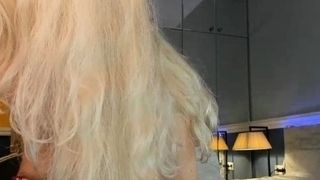 Blonde Sexy Cam Girl Get Horny On Cam