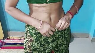 Indian newly wife fucked in standing position, Indian sex video of Lalita bhabhi, Lalita bhabhi sex video, Indian hot girl