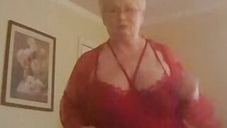 Horny Sexy Granny Gilf Showing Off Her Big Boobs And Fat Pussy While Dancing