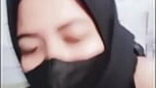 hijab wife sucks black bbc cock in hotel