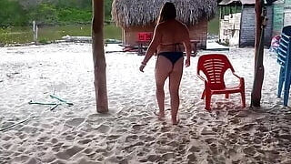 Latina Slut Wife Walking On The Beach Meets Safado And Has Sex With Him 1