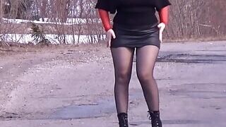 Leahter skirt and black pantyhose-Sexy walk big ass.