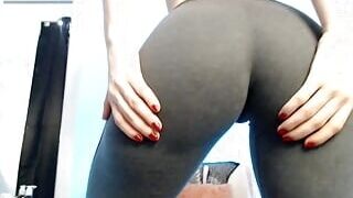 Most beautiful skinny in leggings spanking her perfect ass