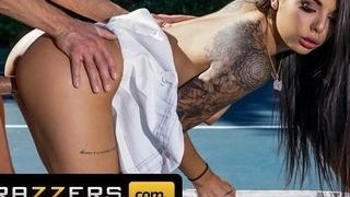 Brazzers - Tattooed Gina Valentina gets humped on the tennis court