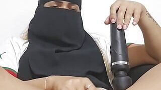 Real Arabic Hijab Niqab Step Mom Masturbates Creamy Pussy - Jasmine SweetArabic  - Beurette video