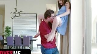 SisLovesMe - Huge Guy Pinches Tiny Stepsis Winter Jade Against The Wall And Eats Her Twat In Mid Air