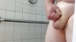 Sexy ginger bathing his body and jerking his cock untill he cums