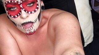 Happy Halloween! Close up Chubby milf makeup artist plays with pussy and ass with makeup brushes to orgasm. ATM