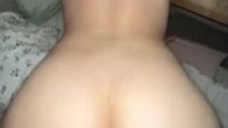 Fuck my wife in her ass, vertical anal video