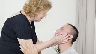 Grannie showcases what thirsty intercourse is to stud
