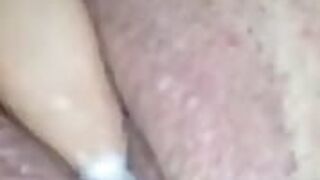 Homemade video of a rich masturbation