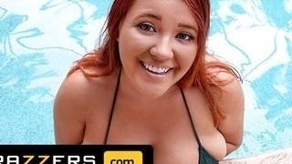 Brazzers - Bodacious Annabelle Rogers Gives A Molten Jerk Off Instructions Sesh While Toying With Herself By The Pool